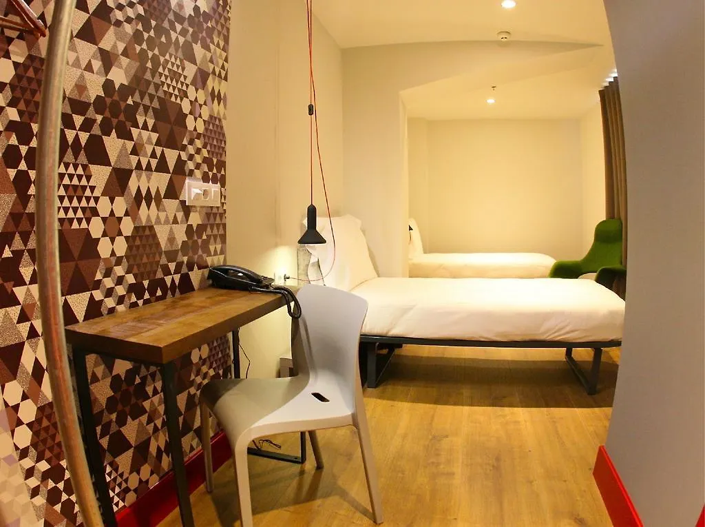 Hostel Generator Barcelona